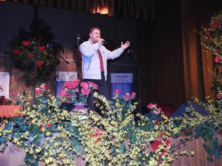 Valentinov glasbeno-humoristični koncert Franca Gorze z gosti 73